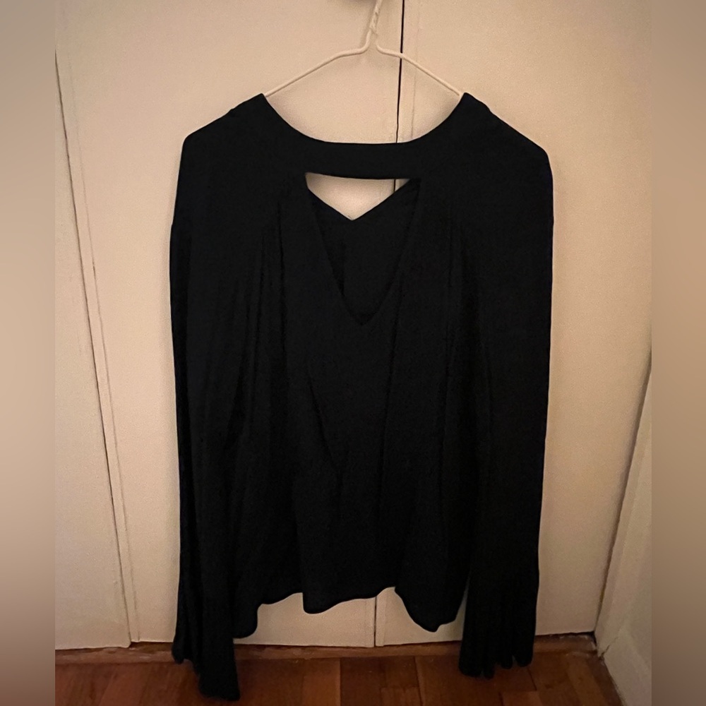 Loveriche NWT woman’s blouse size Large